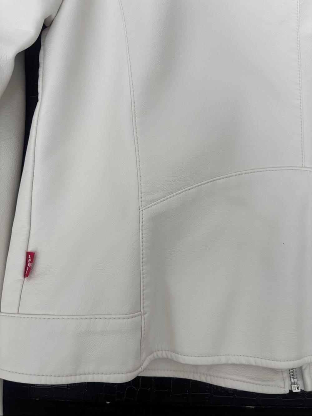 Levi's White Women's Moto Leather Jacket faux large - Picture 9 of 9